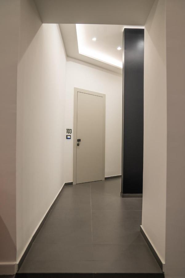 נאפולי Hart Boutique Hotel מראה חיצוני תמונה