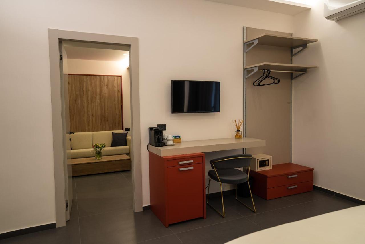 נאפולי Hart Boutique Hotel מראה חיצוני תמונה