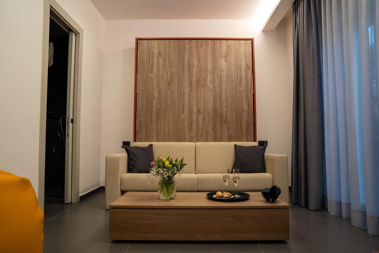 נאפולי Hart Boutique Hotel מראה חיצוני תמונה