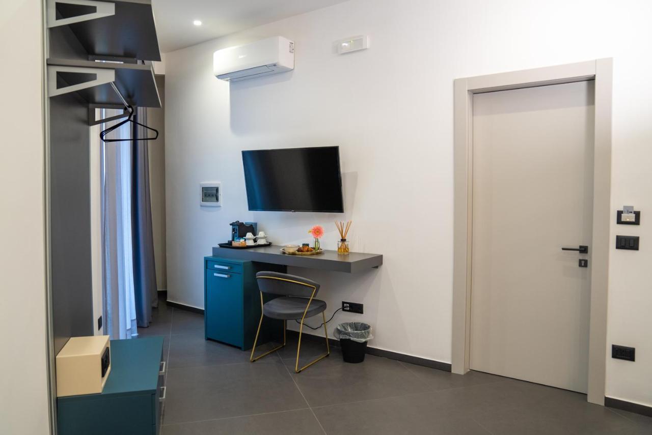 נאפולי Hart Boutique Hotel מראה חיצוני תמונה